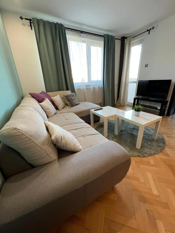 Al Malina 3Bdr Family Apt With Parking Space Near Airport And Iec Sofia Esterno foto